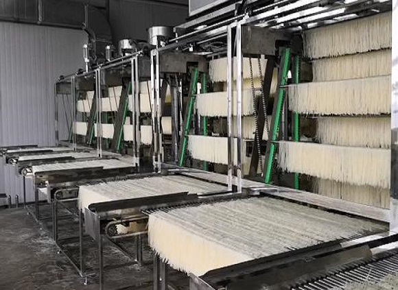 乐鱼在线登录_乐鱼(中国)制品管在机械构造中的应用——米粉挂晾机